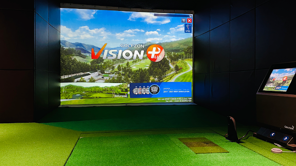 Golf&Bar Impact 国分町店