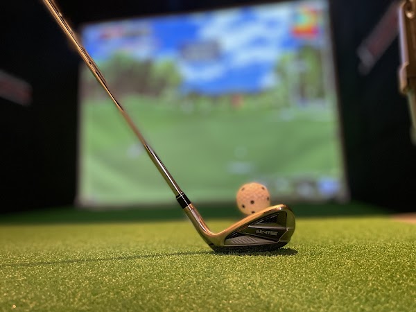 CLUBHOUSE シミュレーションゴルフバー 5