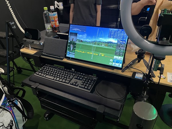 UT INDOOR GOLF （ユーティーインドアゴルフ）南船場本店 4