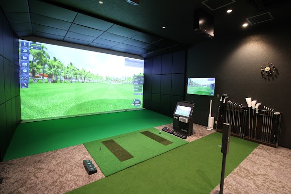 LoungeRange 小山｜会員制インドアゴルフ場・シミュレーションゴルフ場