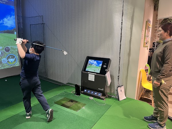 ドライビング レンジ GOLF FUNP 東京
