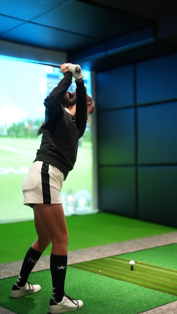 Lgolf indoor Golf Base 2