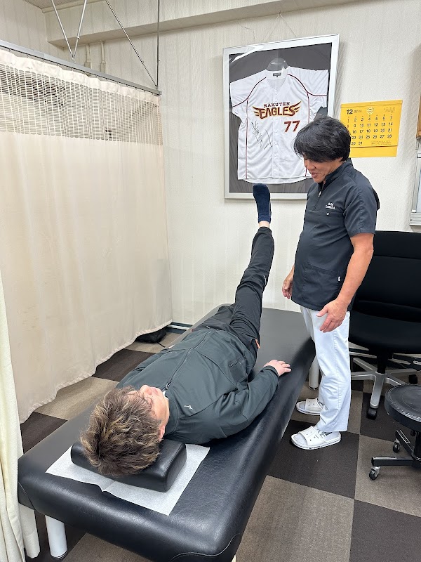 街ゴルフ 仙台ゴルフレッスンスタジオ一番町 4