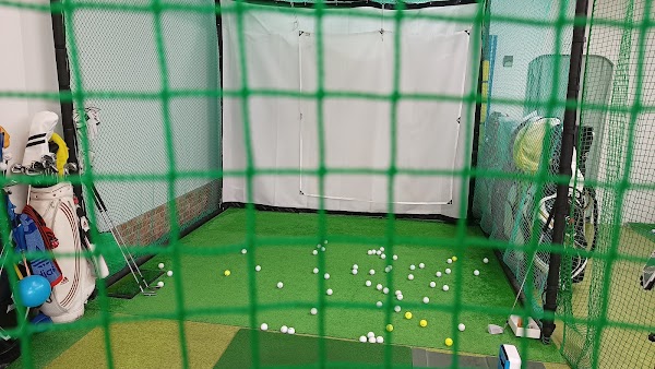 インドアゴルフ はぴごる