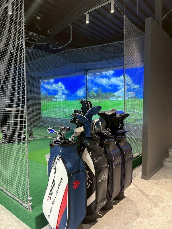 インドアゴルフレンジ＆スクールサンクチュアリ横浜桜木町店 3