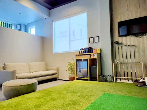 NOE GOLF Lounge｜24時間インドアゴルフ練習場 | 野江ゴルフラウンジ 4