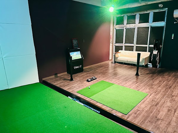 青森インドアゴルフ GOLF LOUNGE ACE 5