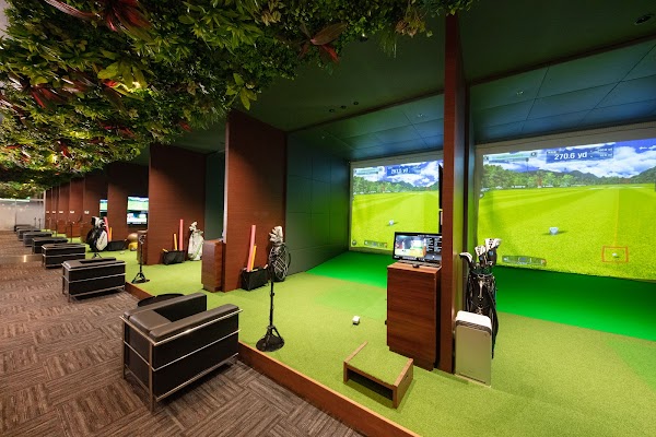 ライジングレディース心斎橋ゴルフスタジオ（インドアゴルフスタジオ） 2