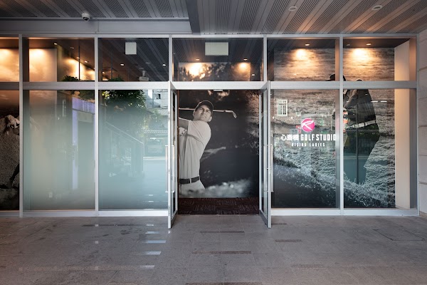 ライジングレディース心斎橋ゴルフスタジオ（インドアゴルフスタジオ） 4