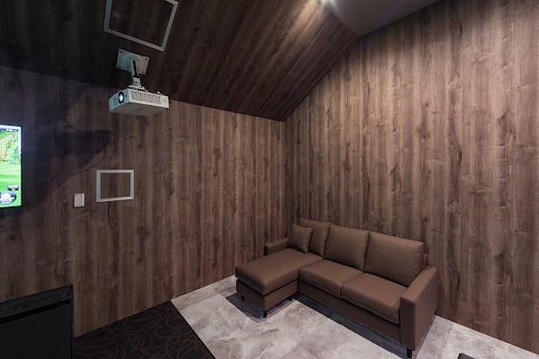 オリエンタルIG一宮 インドアゴルフ(シミュレーションゴルフ) 3