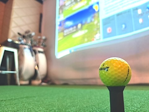 Golf Lounge SEVEN GINZA（ゴルフラウンジ セブン 銀座）【ガールズバー】