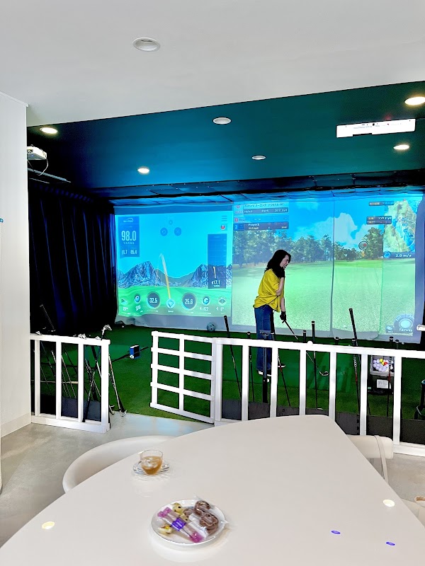 トキ ゴルフ スタジオ 3