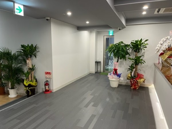 ゴルフラウンジサンシャイン牧港 3