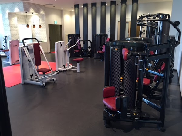 ゴルフ＆フィットネスワンポイント沖浜店 4