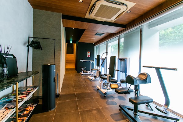 LoungeRange 広尾天現寺｜会員制インドアゴルフ場・シミュレーションゴルフ場 2