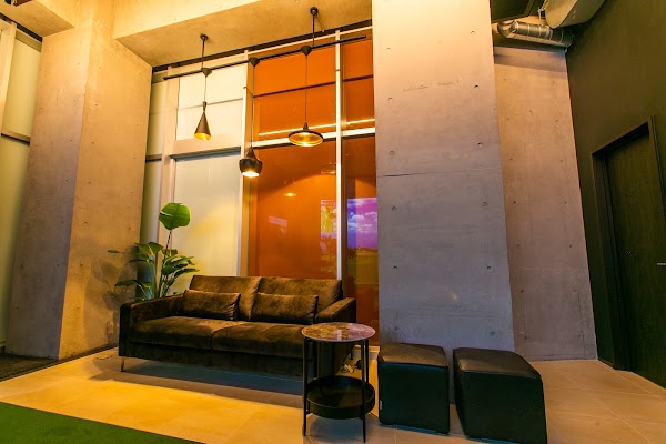 LoungeRange 広尾天現寺｜会員制インドアゴルフ場・シミュレーションゴルフ場 4