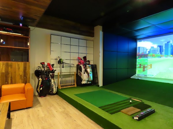 the Golf private simulation 5
