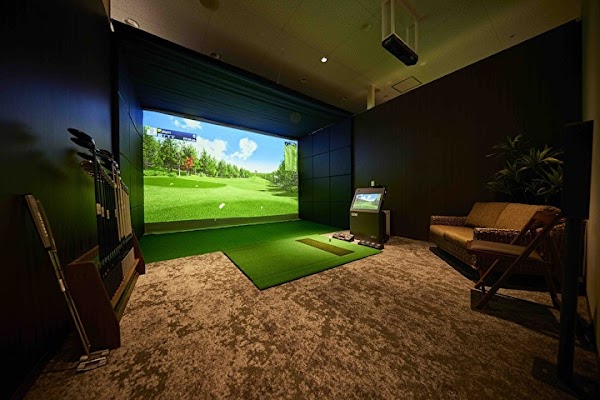 NICE SHOT i8GOLFライズモール戸塚インドアゴルフ