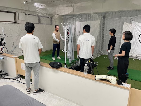 i-Golfスタジオ(アイゴルフスタジオ）なんば店 2