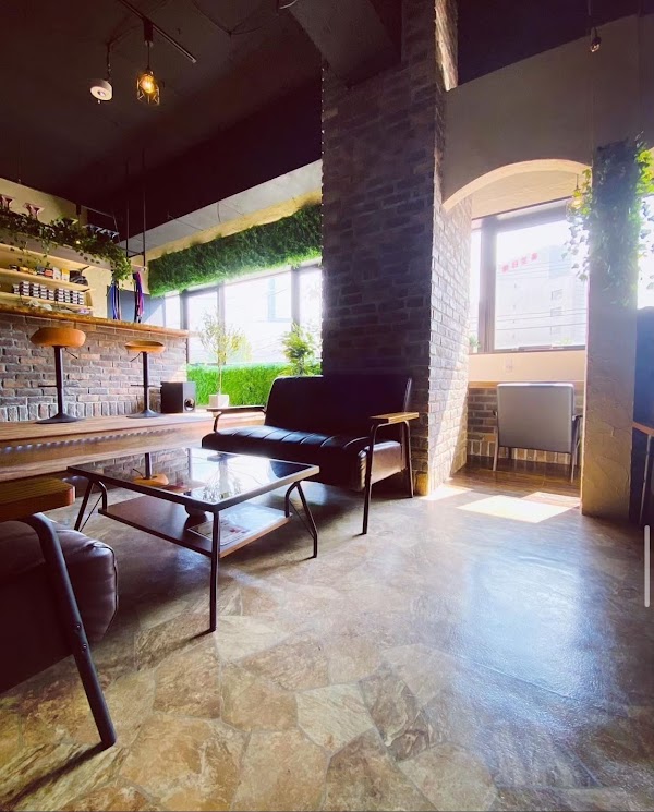 シーシャ カフェ＆バー/シミレーションゴルフ chill forest （チルフォレスト） 5