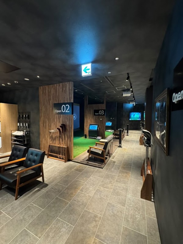 マイゴルニューオータニ大阪店 大阪城公園 大阪ビジネスパークのインドアゴルフ練習場 シミュレーションゴルフ