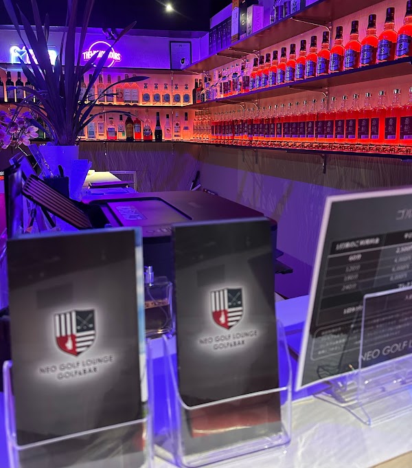 NEO GOLF LOUNGE 5
