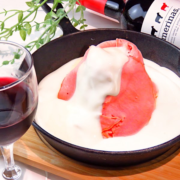 GOLFLINKS NAGOYA 名駅店｜ゴルフレッスン＆ゴルフバー 2