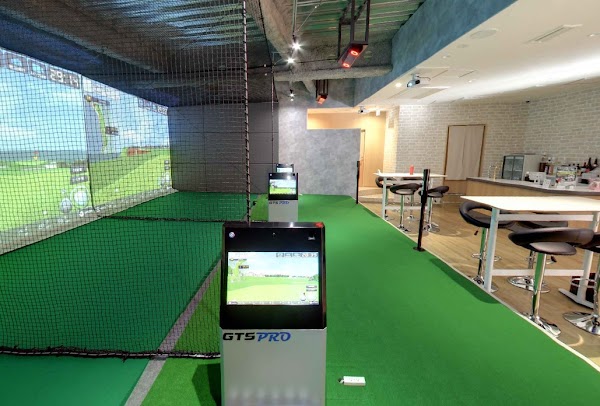 GOLFLINKS NAGOYA 名駅店｜ゴルフレッスン＆ゴルフバー 5