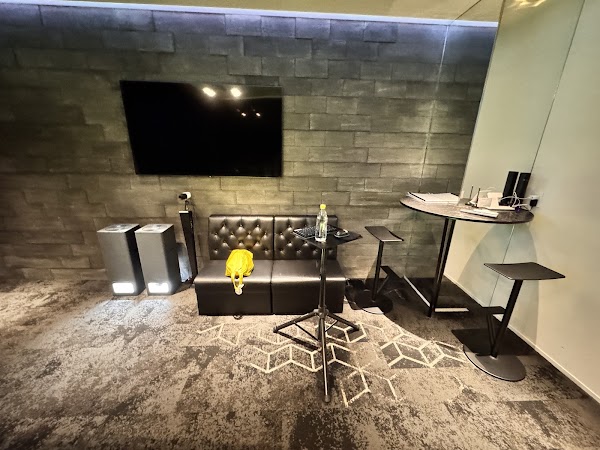 Loun9ine(ラウンジナイン) 南青山North/South店 4