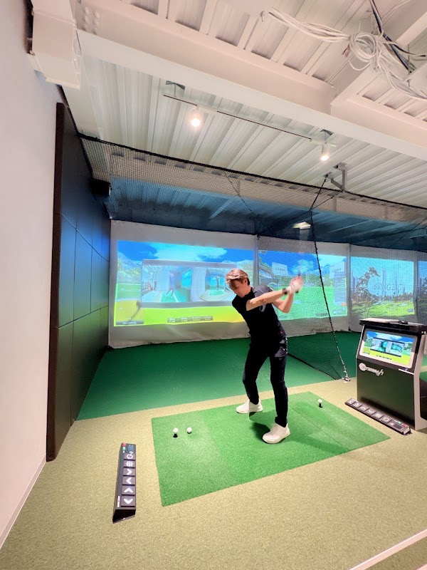 インドアゴルフ練習場 SWING24/7ミロクジーナ藤沢店 5