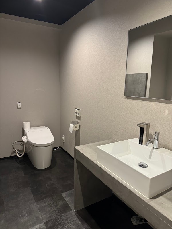 The Hole 千歳烏山 4