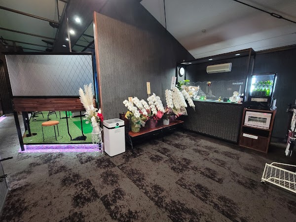 GOLF COSSOT － インドアゴルフ練習場 － 3