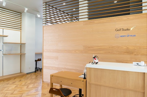 Golf Studio f 千葉みなと店 5