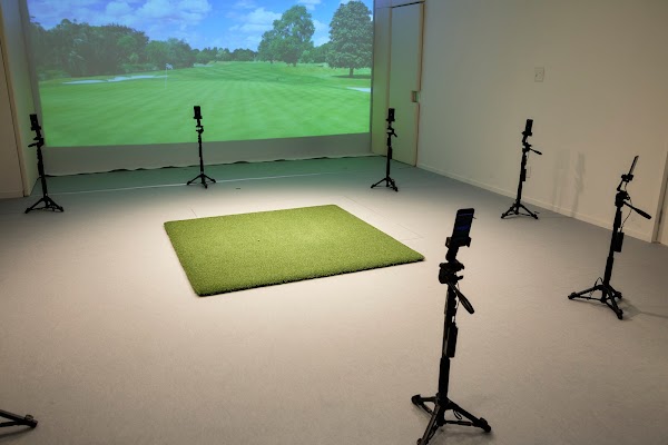 SPORTS STUDIO EIGHT ANGLE