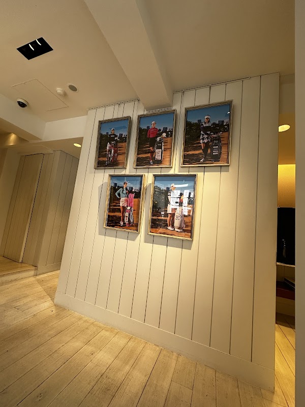 SPORTS STUDIO EIGHT ANGLE 5