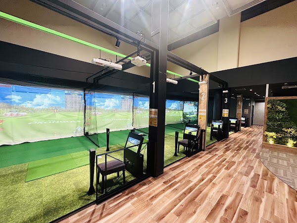 i8 GOLF 富山店 インドアゴルフ練習場
