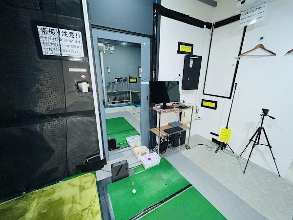 ゴルフスタジオM下総中山店 3