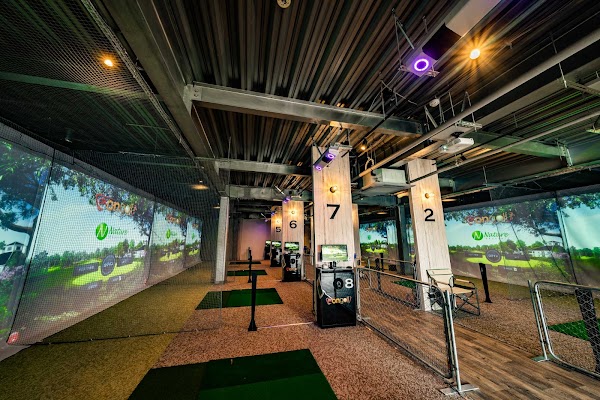 i8 GOLF24 インドアゴルフ横浜戸塚店