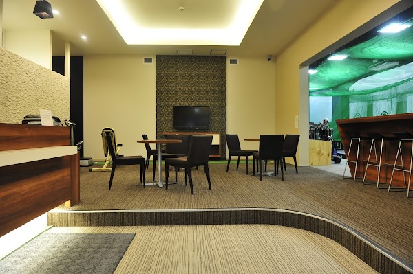 ゴルフカフェ四ツ橋 4