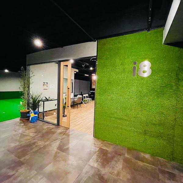 i8 GOLF 松本店 インドアゴルフ練習場 4