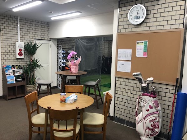 インドア ゴルフ スタジオ アミューズ 5