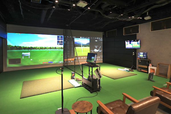 REPLACE9 GOLF STUDIO（リプレイスナインゴルフスタジオ）｜ゴルフスクール 2