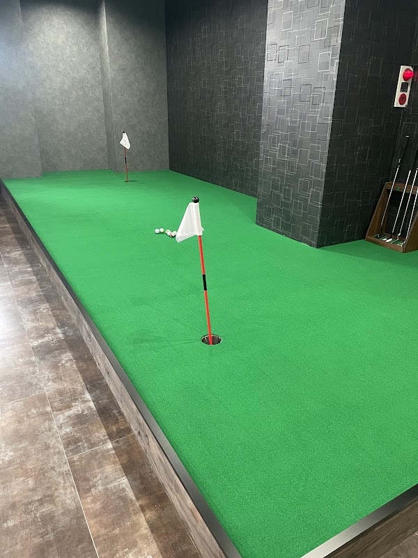 ステップゴルフプラス広島東雲インター店 4