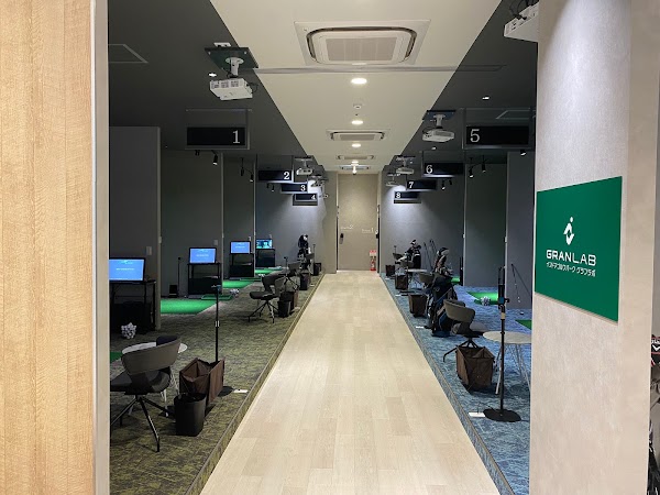 インドアゴルフGRANLAB 高松丸の内