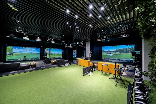 Loun9ine(ラウンジナイン) 青山パークナイン店