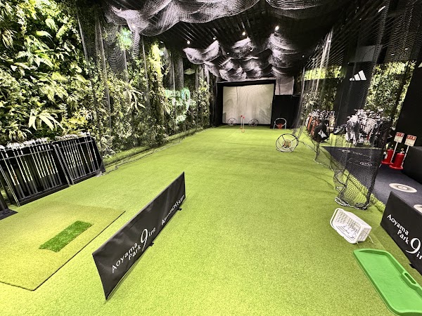 Loun9ine(ラウンジナイン) 青山パークナイン店 2