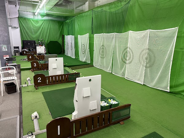 ゴルフワン大阪杭全店/インドアゴルフ（室内ゴルフ練習場） 2