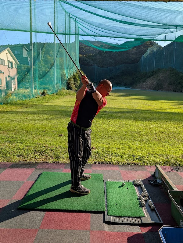 アンダーパーゴルフスクール