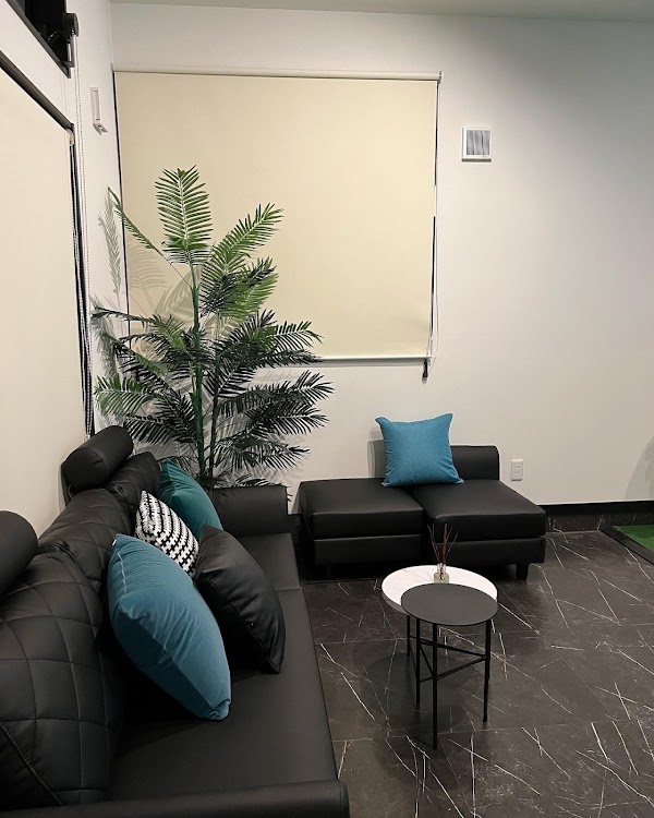 シミュレーション&インドアゴルフ練習場 GOLULU（ゴルル） 2