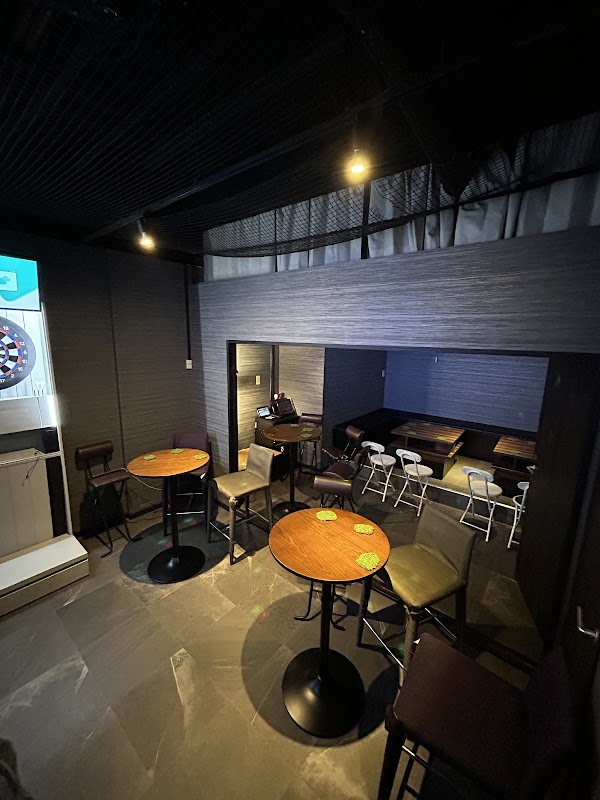 sports&cafe&bar YELLOW 4